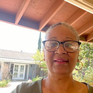 Meet your Posher, Constance